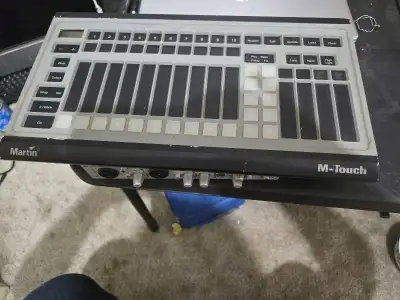 Martin M-Touch, View more