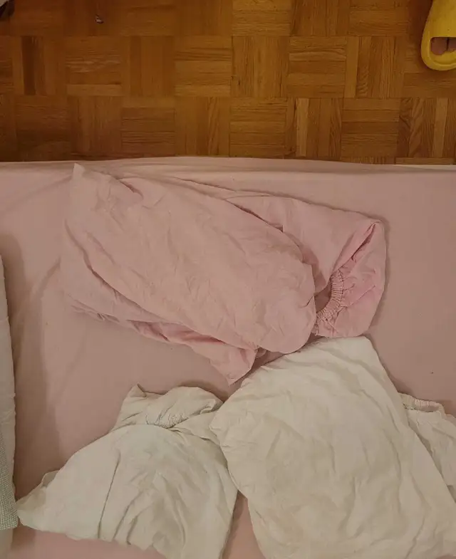 ikea baby crib and matress..etc in Cribs in Ottawa - Image 8