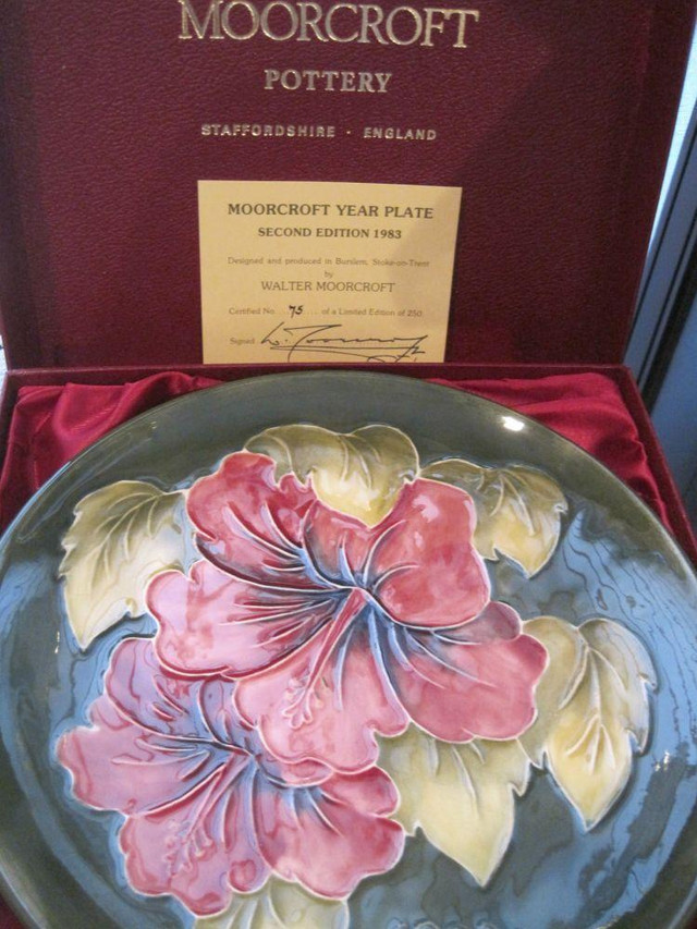 Moorcroft Boxed LTD. Edition Plate in Arts & Collectibles in Fredericton - Image 3