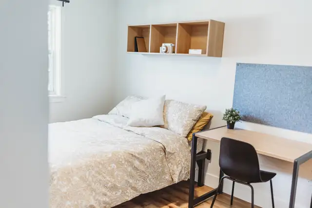 Room in a 3 Bed 1.5 Baths Townhouse in Long Term Rentals in Charlottetown - Image 2