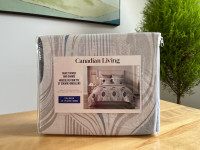 UNOPENED 100% COTTON QUEEN DUVET COVER AND  2 SHAMS