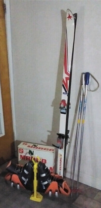 Ski alpin kit complet 100$ bottes skis bâtons excellente cond.