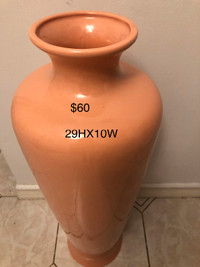 Flower vase, brand new, from store closingggreat price
