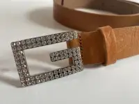 GUESS BROWN LEATHER BELT RHINESTONES *NEW*