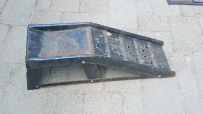 2 Heavy duty(9000lb capacity) used car ramps for sale.