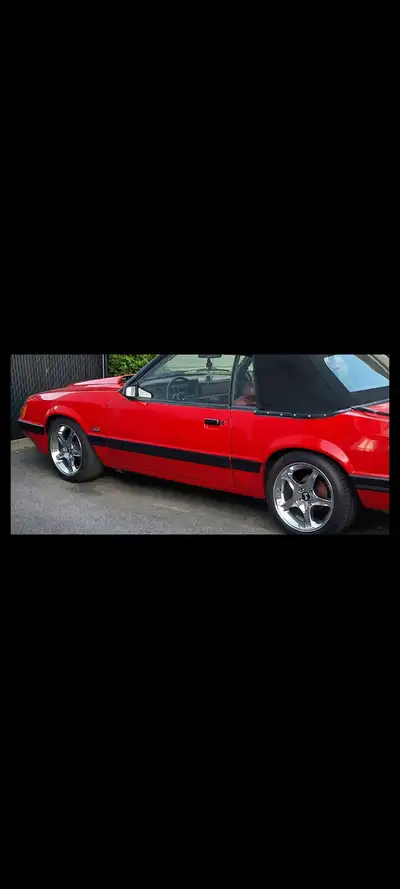 5L stroker Environ 400hp Neuf de 3-4ans " peinture, toit noir en Canevas,bancs en cuir , mécanique ,...