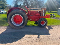Case 930 tractor