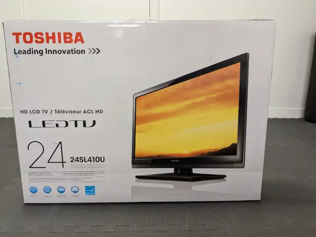 24" Toshiba LED HDTV in TVs in Ottawa - Image 4