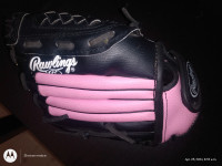 Rawlings girls 10 inch baseball glove.