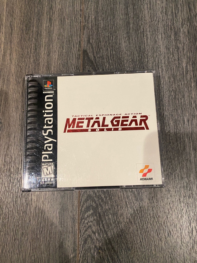 Metal Gear Solid -Sony PlayStation 1 (1999) - 2 Disc Set PS1 in Older Generation in Markham / York Region