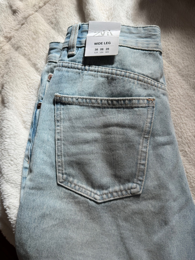 Zara jeans  dans Femmes - Pantalons et shorts  à Longueuil/Rive Sud - Image 3