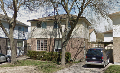 Fully Furnished House. Includes utilities, and onsite laundry. Close to Tecumseh Mall, WFCU Center,...