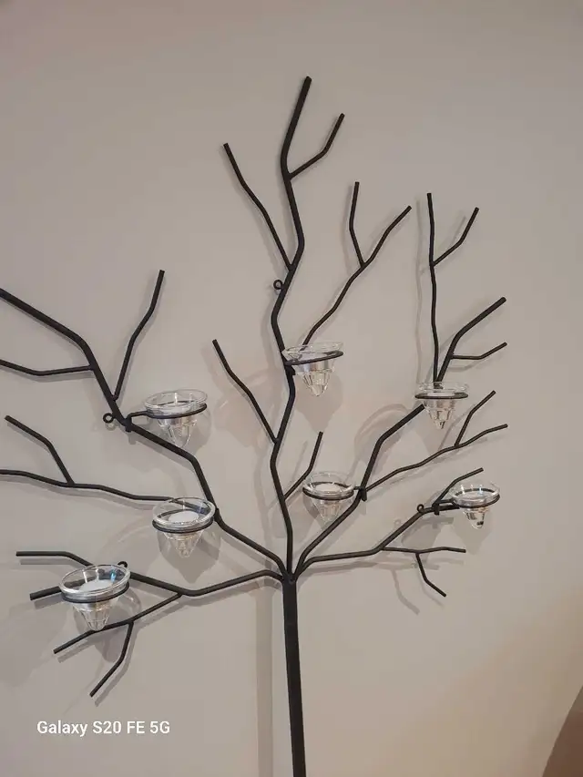 Decorative Metal Tree Wall Sconce with Tea Light Candle Holder in Home Décor & Accents in Ottawa - Image 2