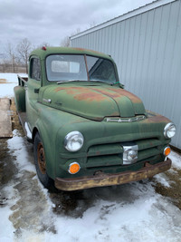 WANTED 1950’S FARGO OR DODGE 1/2 TON AXLES