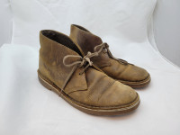 Clarks Leather Desert Boots Shoes - Size 8.5 US Mens