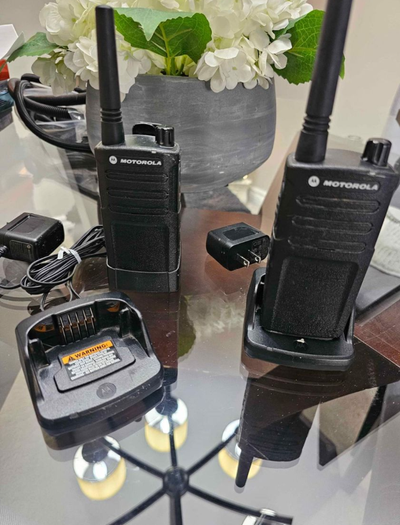 Motorola RMU2040BHLAA 4-Channel UHF Radio Walkie Talkie - Pair, View more