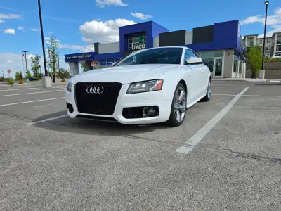 2012 Audi A5 2.0T S-Line – Premium White | Low KM Selling my 2012 Audi A5 2.0T S-Line coupe finished...