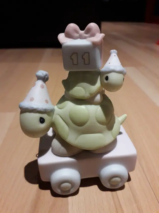 precious moments birthday train 11 eleven turtles in Arts & Collectibles in Mississauga / Peel Region - Image 2