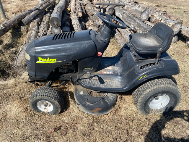 2012 Poulan mower needs engine  in Other in Grande Prairie - Image 2