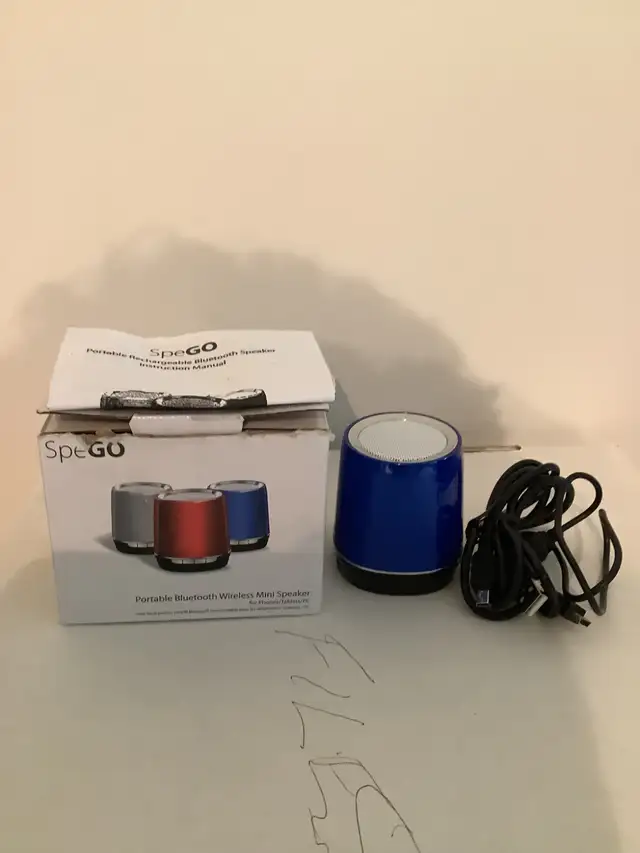 Speaker, bluetooth, mini in Speakers in Peterborough - Image 2
