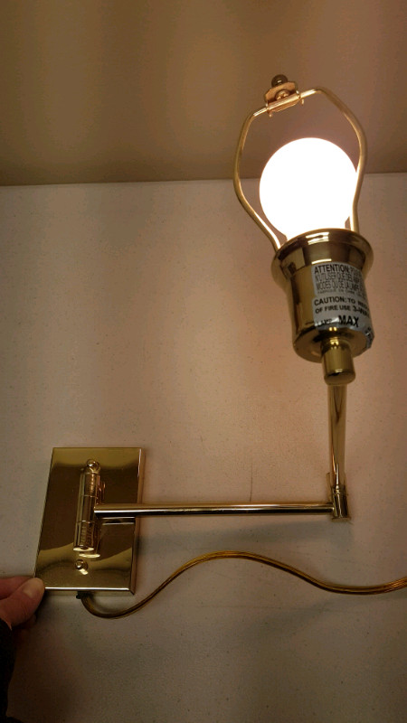 Extension Arm Wall Lamp in Indoor Lighting & Fans in Oshawa / Durham Region - Image 4