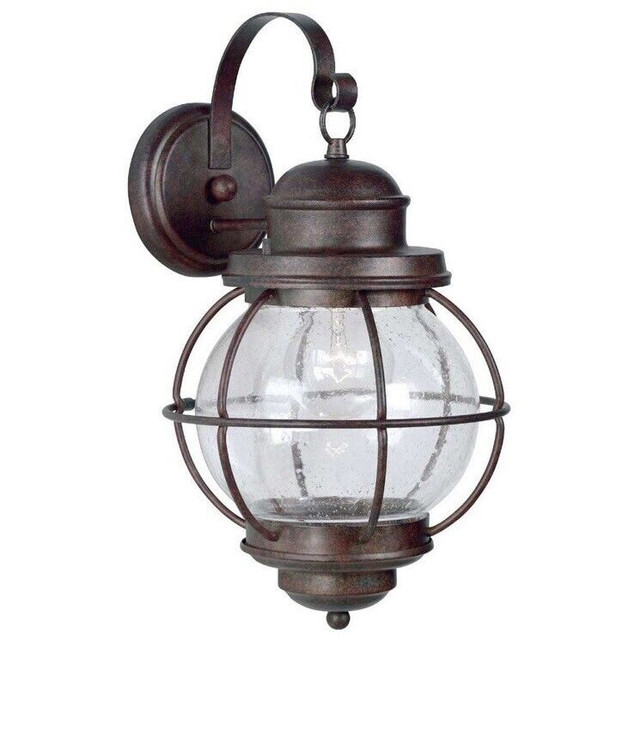 New Kenroy Home Hatteras Large Wall Lantern Lamp, Model# 90963GC in Outdoor Lighting in Cambridge - Image 3