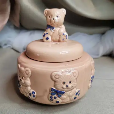 Vintage Ceramic Hand Painted Bear Trinket Box- Jewelry -Incense- Decor 5" x 4" Excellent Condition p...