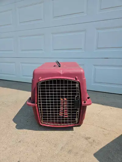 Petmate medium kennel. Airline approved., View more