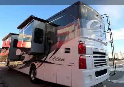 SNOWBIRDS, DON’T MISS THIS ONE! 2018 Forest River Berkshire 39A – Luxury Class A Diesel Pusher Price...