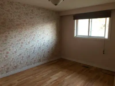 PRIVATE ROOM FOR RENT IN MALTON GIRLS ONLY: Furnished Room is available immediately only for GIRLS....