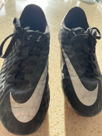 Soccer cleats youth size 3