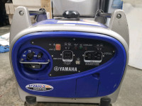 Yamaha EF2400iSHC quiet generator