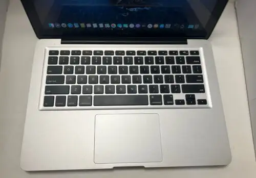 O EN-FR Macbook Pro 2012 bought 2014 upgradable to 16Gb & SSD in Other in City of Montréal - Image 4