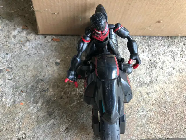 Marvel Super Hero Adventures Figures in Toys & Games in Mississauga / Peel Region - Image 7