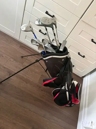 women’s right handed golf clubs and bag , View more