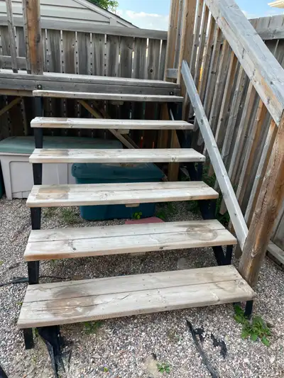 Pool deck/stairs, View more