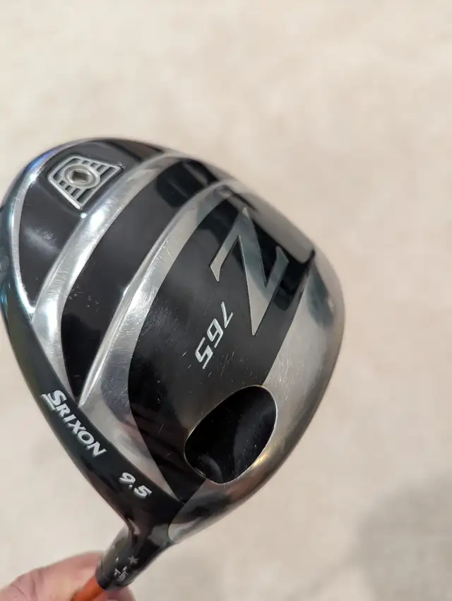 Srixon Z765 driver. Right handed, 9.5° X-Stiff. Mint. 100$ in Golf in Winnipeg - Image 5
