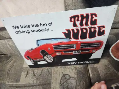 Panneau Pontiac Judge, View more