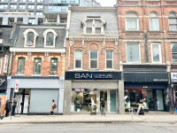 Apartment for Rent in the heart of Yonge & Bay Corridor