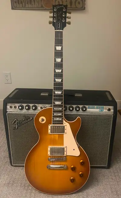 Gibson Les Paul Standard, View more