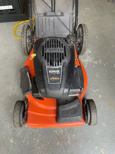 self propelled grass cutting machine. It has gas based engine. SELLING THE MACHINE AS IT IS.