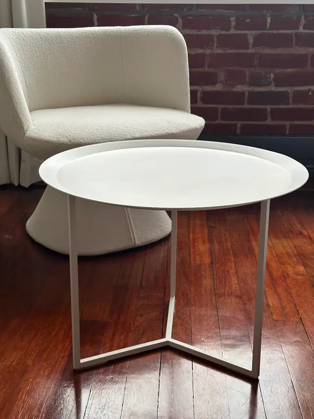 Trica Tam-Tam 22"—Table d'appoint / Side Table in Other Tables in City of Montréal - Image 2