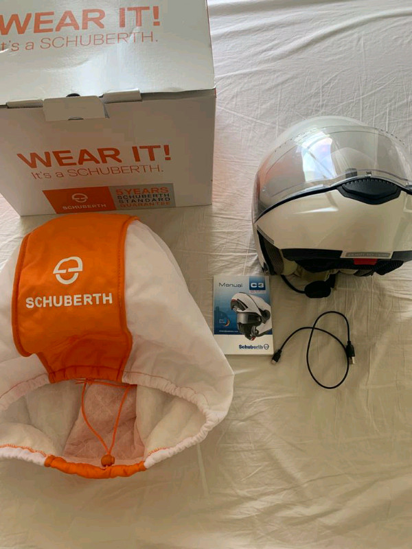 Schuberth C3W small women's helmet in Motorcycle Parts & Accessories in Mississauga / Peel Region