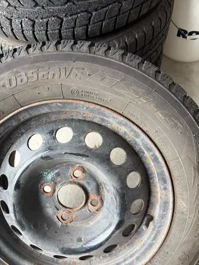 4 Pneus toyo observe GSI-6 en bonne état 175-70-14 usure de 8/32 était sur une Hyundai accent 2017 N...