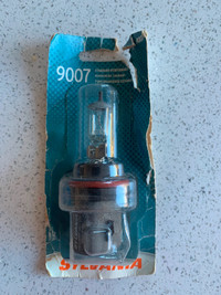 Headlight bulb - 9007