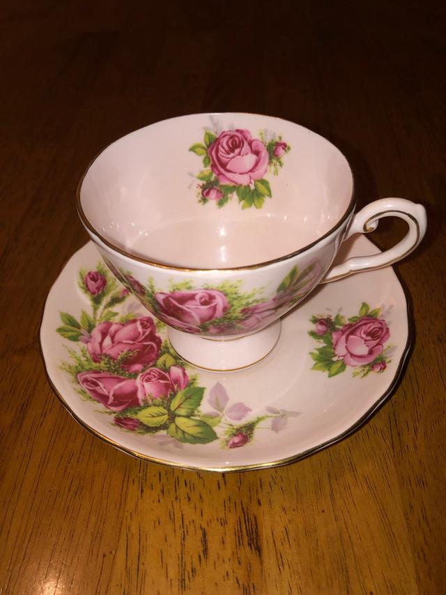 Fine English Bone China Teacup in Arts & Collectibles in Edmonton