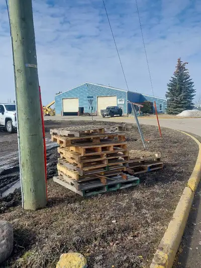 Free pallets, View more
