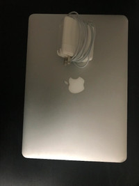 Apple MacBook Air (13-inch, Mid 2013)