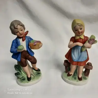 $30 for the set. Original owner, smoke free, postwar childhood collection. Beautifully hand painted...
