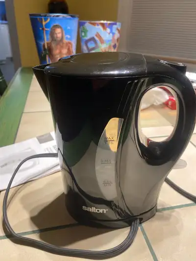  Salton  electric kettle, View more